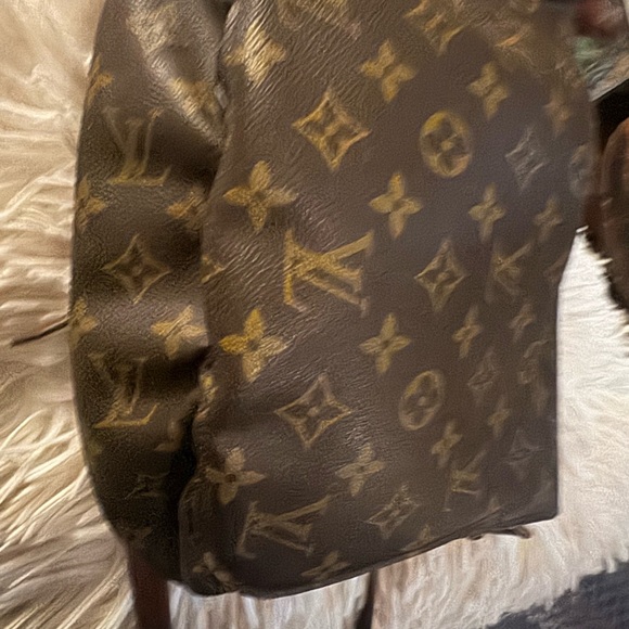 Authenic ASIS Louis Vuitton Brown Monogram Crossbody Bag - Picture 4 of 4